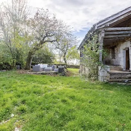 Vakantiehuis Charming - Parking, Fireplace, Baby Bed *