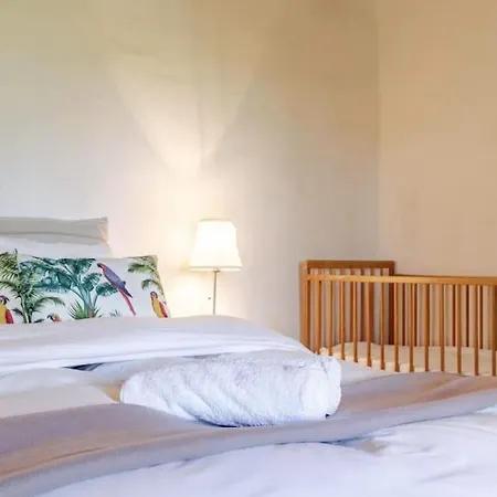 Vakantiehuis Charming - Parking, Fireplace, Baby Bed
