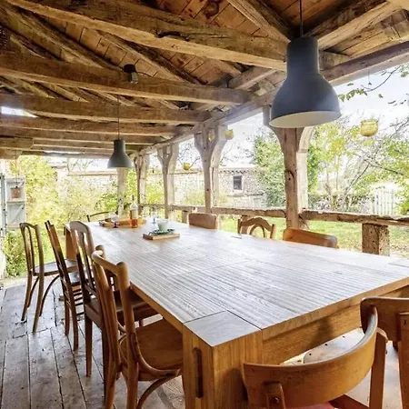 펜션 Charming - Parking, Fireplace, Baby Bed